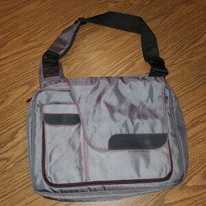 Autodesk University laptop messenger bag